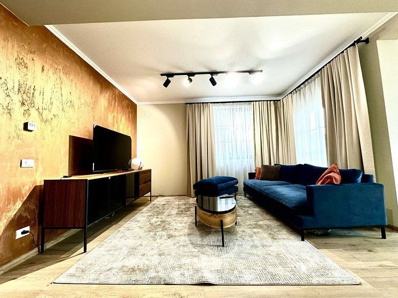 Design modern - casa in Dumbravita - Poză 4