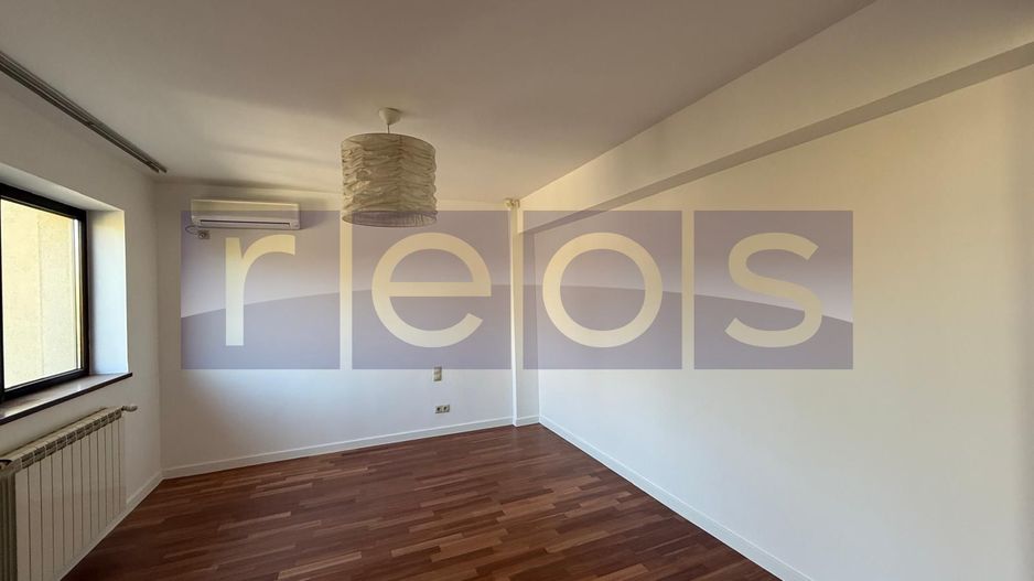 INCHIRIERE VILA DEOSEBITA EROU IANCU NICOLAE | PISCINA | 7 CAMERE | 1300MP CURTE - Poză 13