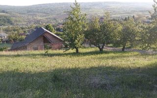 Teren intravilan de vânzare în Chicerea-Tomești, două parcele, utilități la limită - Poză 2
