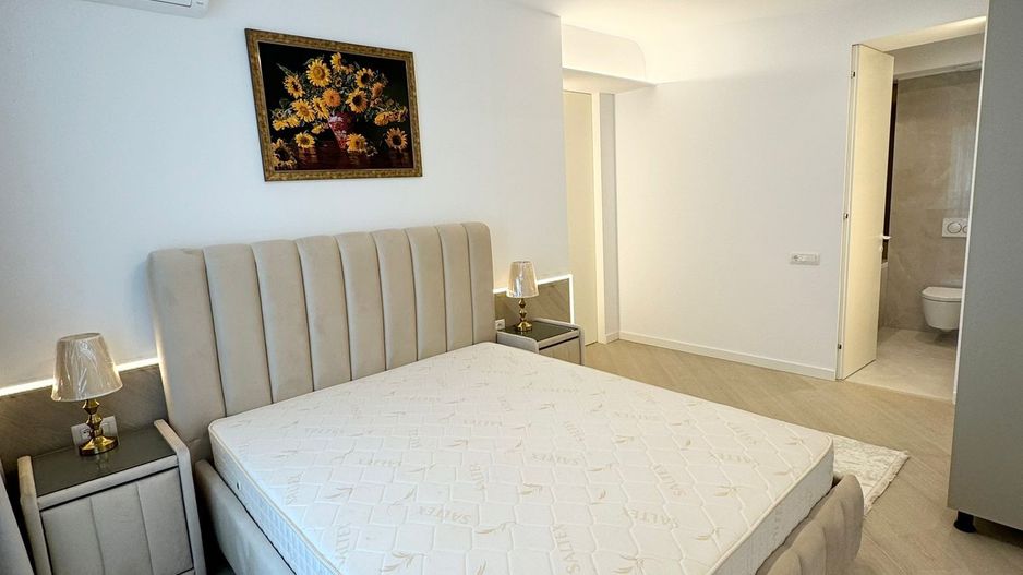 Apartament unical 3 camere de inchiriat - Poză 4