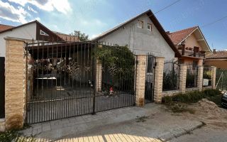 BRASADAS vinde proprietate cu 2 case 5 cam 6 ari Botizului. - Poză 1