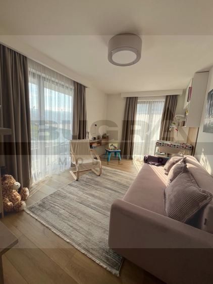 Apartament de 3 camere ultrafinisat, parcare, boxa, zona Golden Tulip - Poză 13