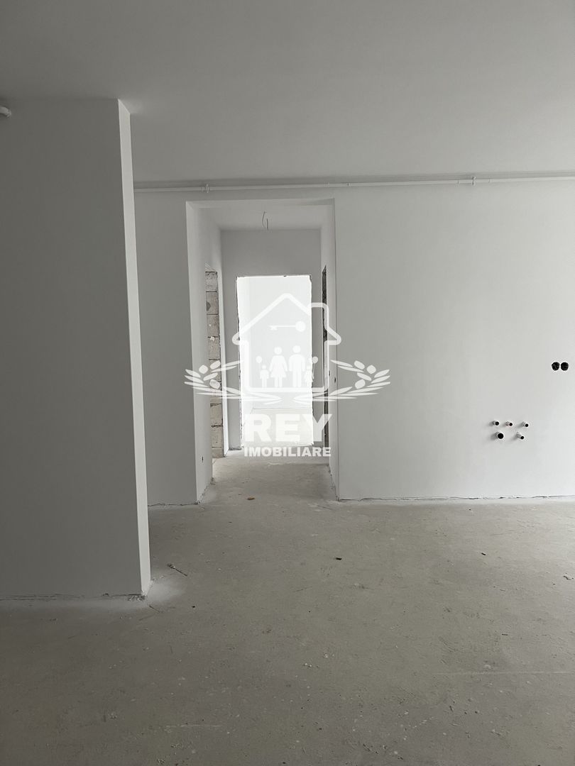 Apartament 3 camere,2 bai,2 balcoane, loc de parcare,Selimbar/Primarie - Poză 5