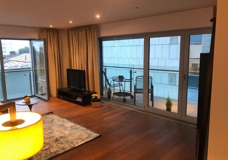 APARTAMENT SUPERB, 2 CAMERE, ARCUL DE TRIUMF - Poză 1
