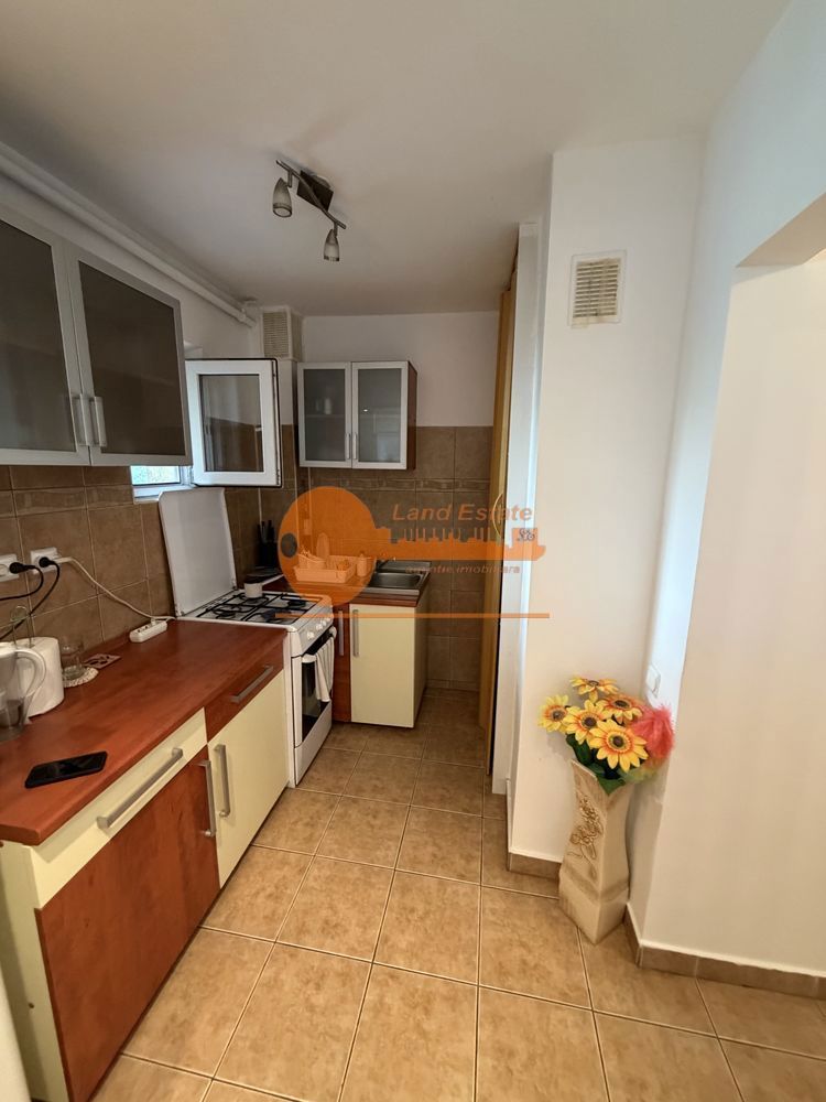 Garsonieră tip studio | vedere sud | Mega Mall București - Poză 3