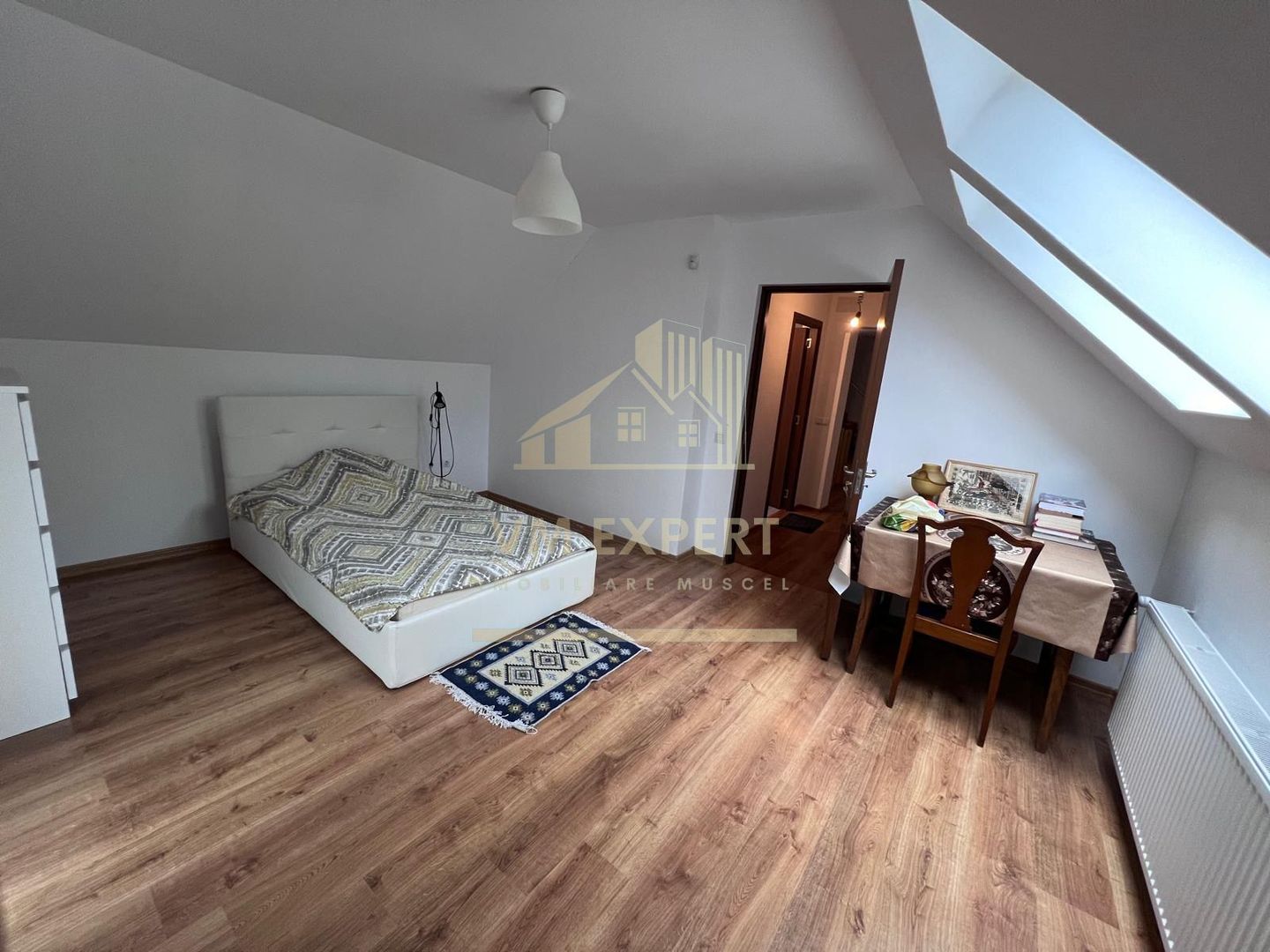 VILA 6 CAMERE 270 MP TEREN 1044 MP CÂMPULUNG, 0 COMISION CUMPARATOR - Poză 5