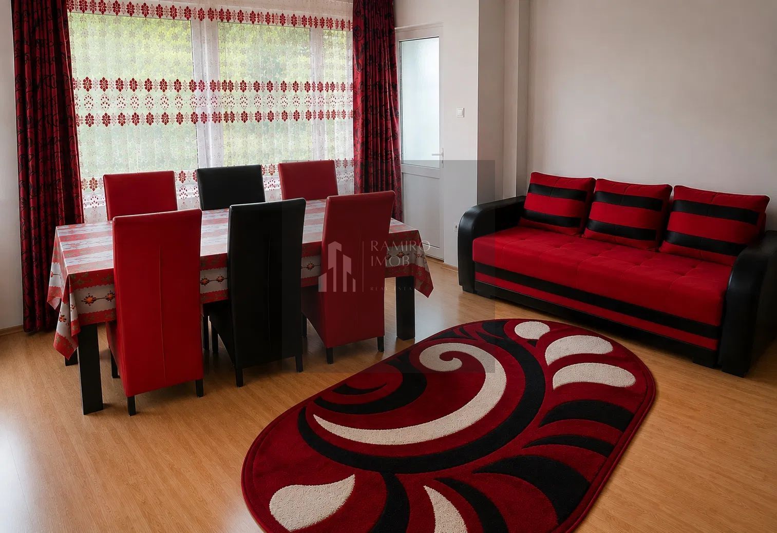 Apartament  3 camere etaj 1 decomandat Brancoveanu/2 loc parcare - Poză 1
