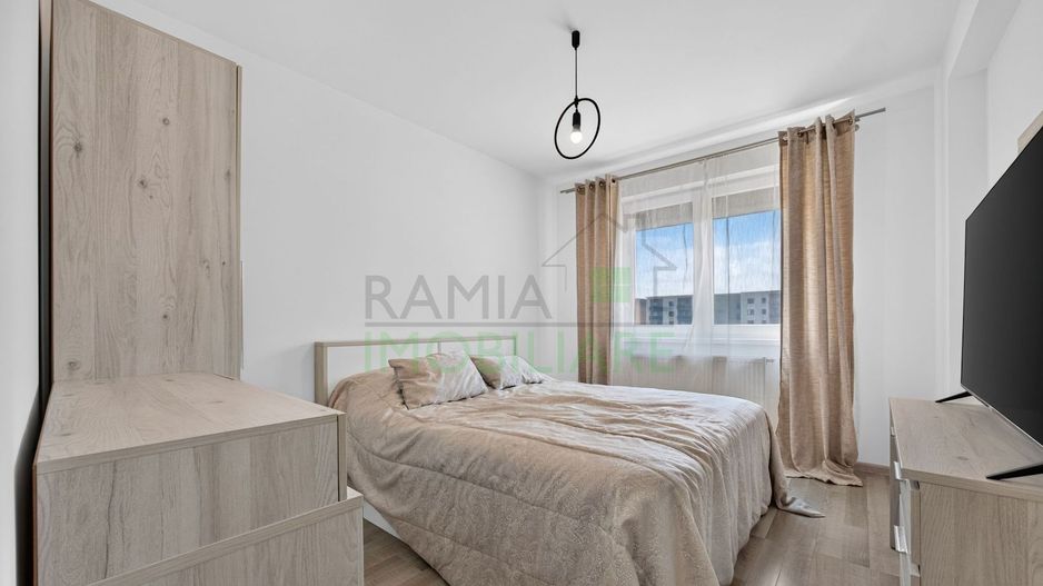 Apartament 2 camere,mobilat și utilat, parcare inclusă - Poză 4