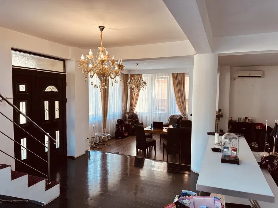 Metrou Brancoveanu, vila D+P+etaj+Mansarda, 11 camere - Poză 3