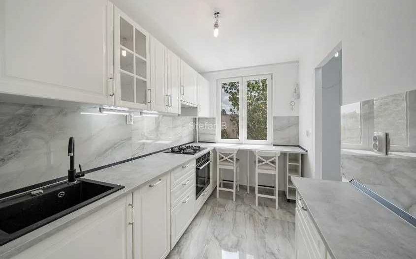 Apartament 3 camere decomandat + boxa - Drumul Taberei - Poză 1