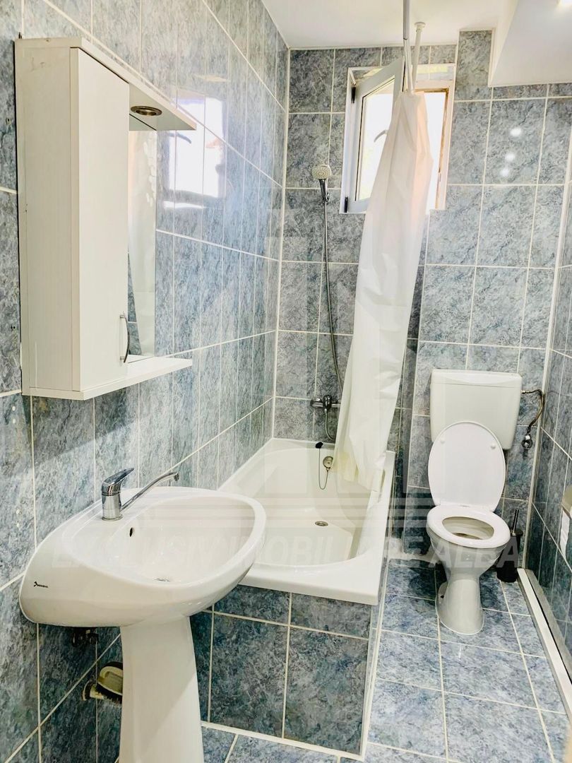 Apartament 2 camere cu scara interioara, Tolstoi! - Poză 6