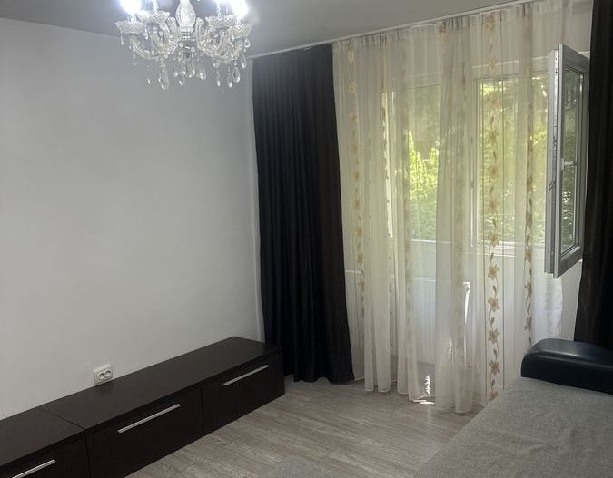De inchiriat apartament 2 camere langa Facultatea de constructii - Poză 1
