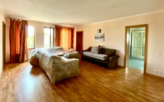 Casă spațioasă, confort ridicat, garaj și teren generos, zona Aradului - Poză 1