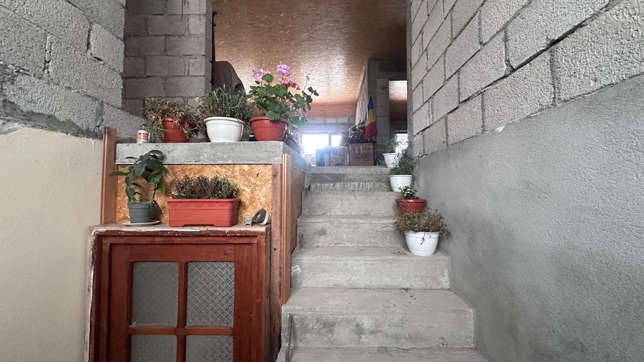 Casă de vânzare în Pucioasa! - Poză 19