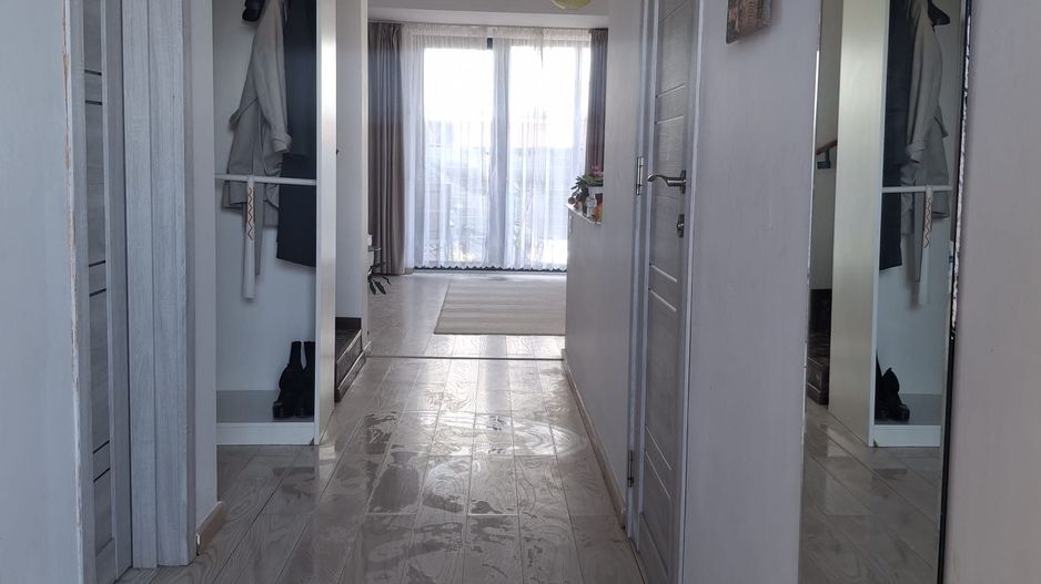 Vilă Duplex cu curte generoasa |Otopeni - Poză 9