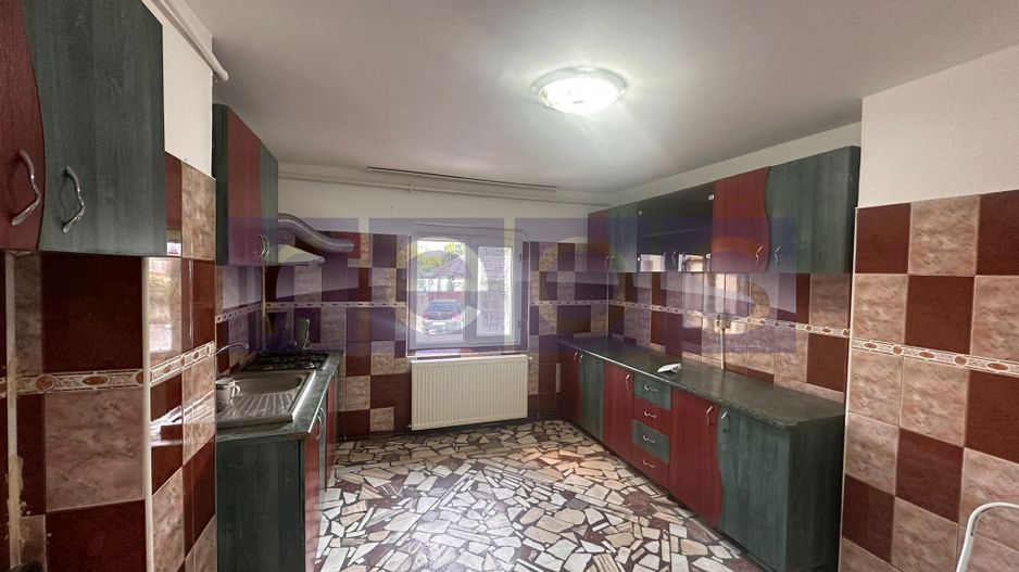 APARTAMENT DE VANZARE 3 CAMERE | 100 MP - Poză 3