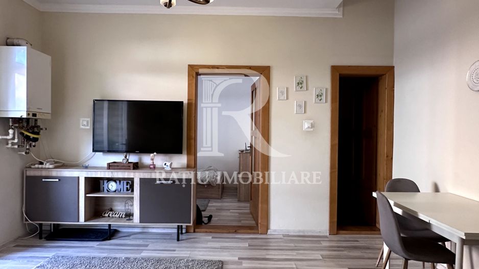 Apartament de închiriat la casa | 3 camere | Central | Oradea - Poză 3