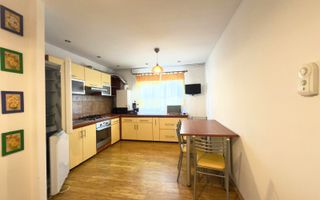 Închiriere apartament 3 camere – Calea Dorobanților-Parcare exterioară - Poză 3