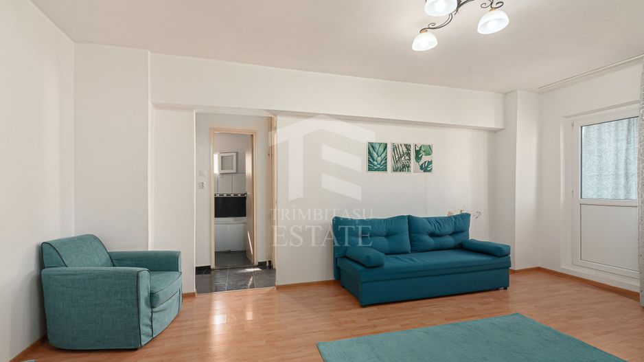 Apartament de vanzare 3 camere - Teiul Doamnei. - Poză 2