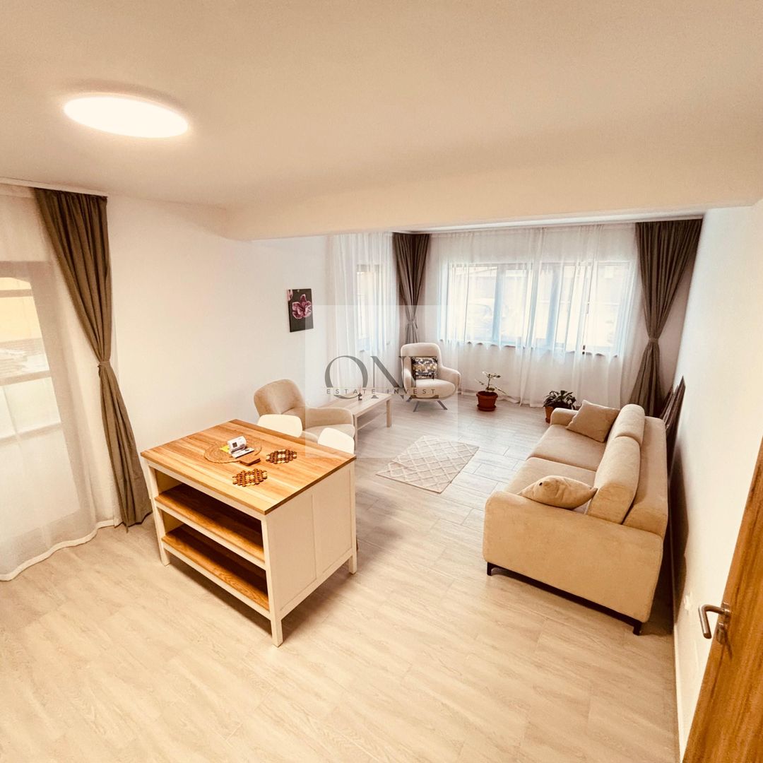 Apartament Spațios Curte Proprie Cristian - Poză 1