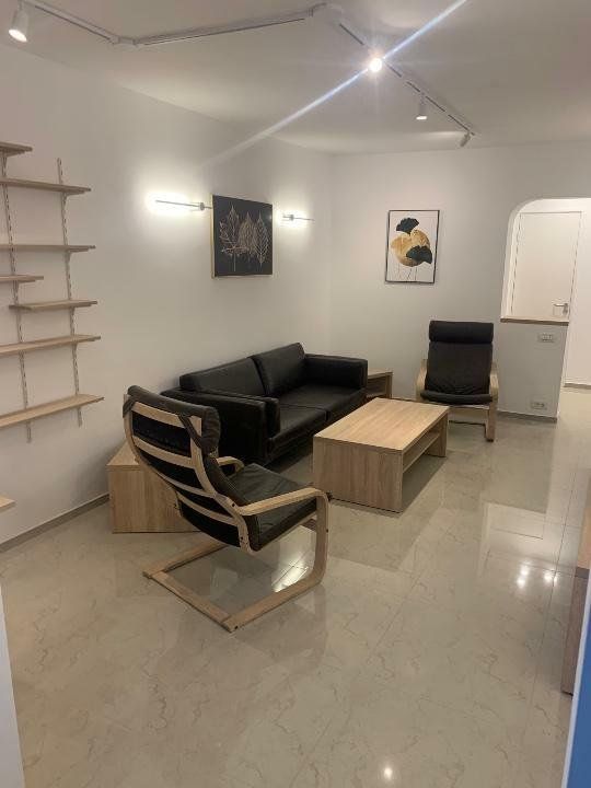 Inchiriez - 3 camere - renovat recent - anvelopat . - Poză 5