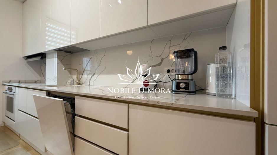 ISHO - Apartament cu 4 camere de lux, 2 bai, 2 balcoane, parcare privata - Poză 8