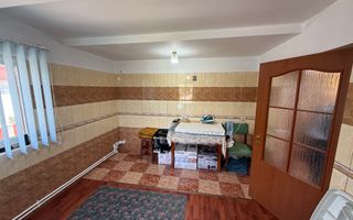 Vila construită in 2010 - P+1+pod - S=236 mp și curte 238 mp Campina! - Poză 29