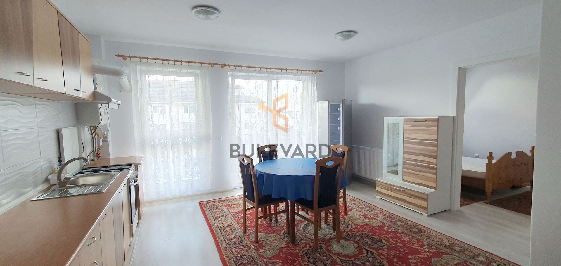 Apartament cu 2 camere+parcare zona strazii Cetatii! - Poză 1