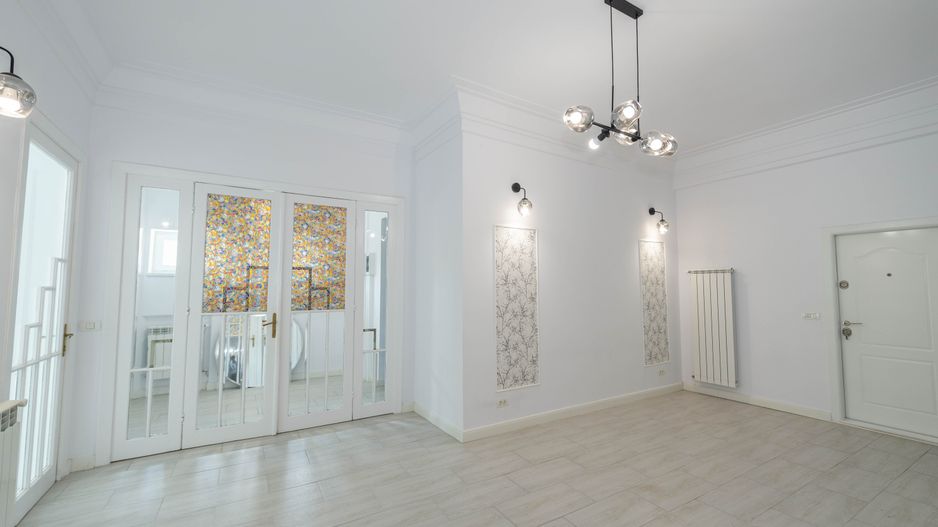 Apartament de vanzare 137 mp, zona centrala, curte proprie - Poză 5
