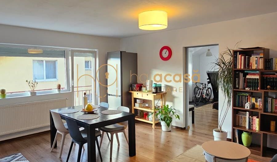 Apartament de vanzare 3 camere 64 mp zona Eroilor - Poză 2