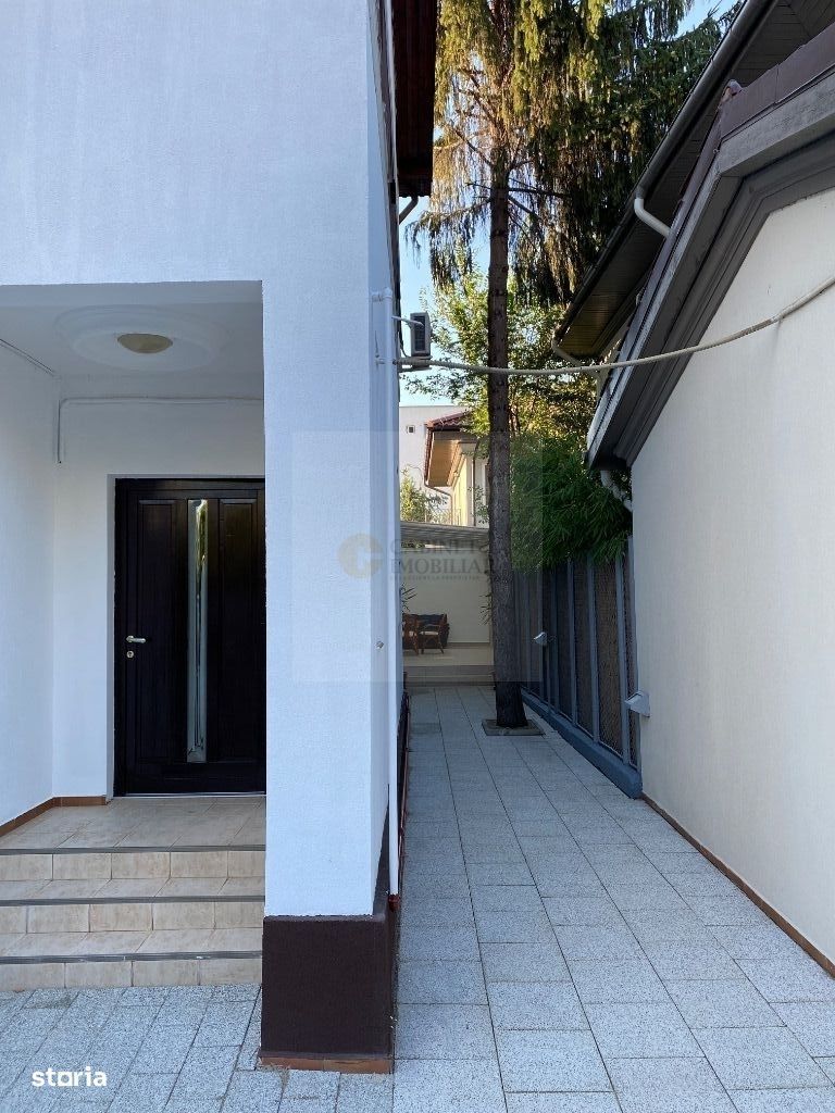 Vilă Elegantă în Domenii – Oportunitate Unică de Vânzare - Poză 4