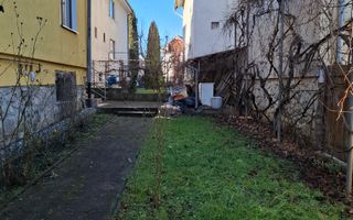 Casa single, in Cisnadie - zona centrala (aproape de Spital) - Poză 1
