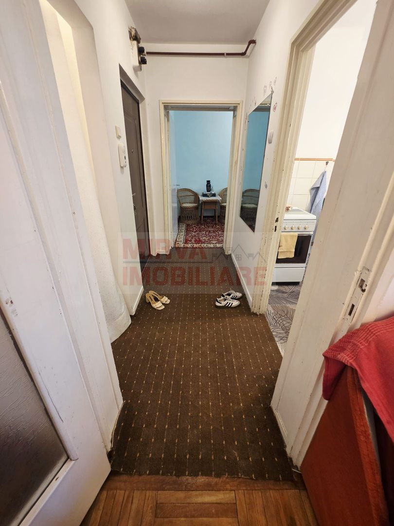 Vanzare apartament 3 camere, 54,99 mp, etaj 1/4, zona Democrației - Poză 2