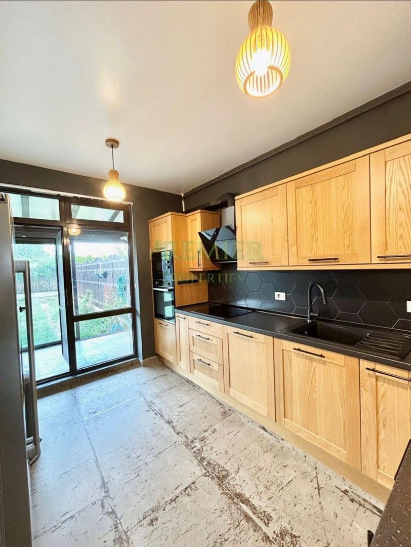 VILA DUPLEX 5 CAMERE 3 BAI SUPER PRET | SCOALA FRANCEZA IN PROXIMITATE | - Poză 7