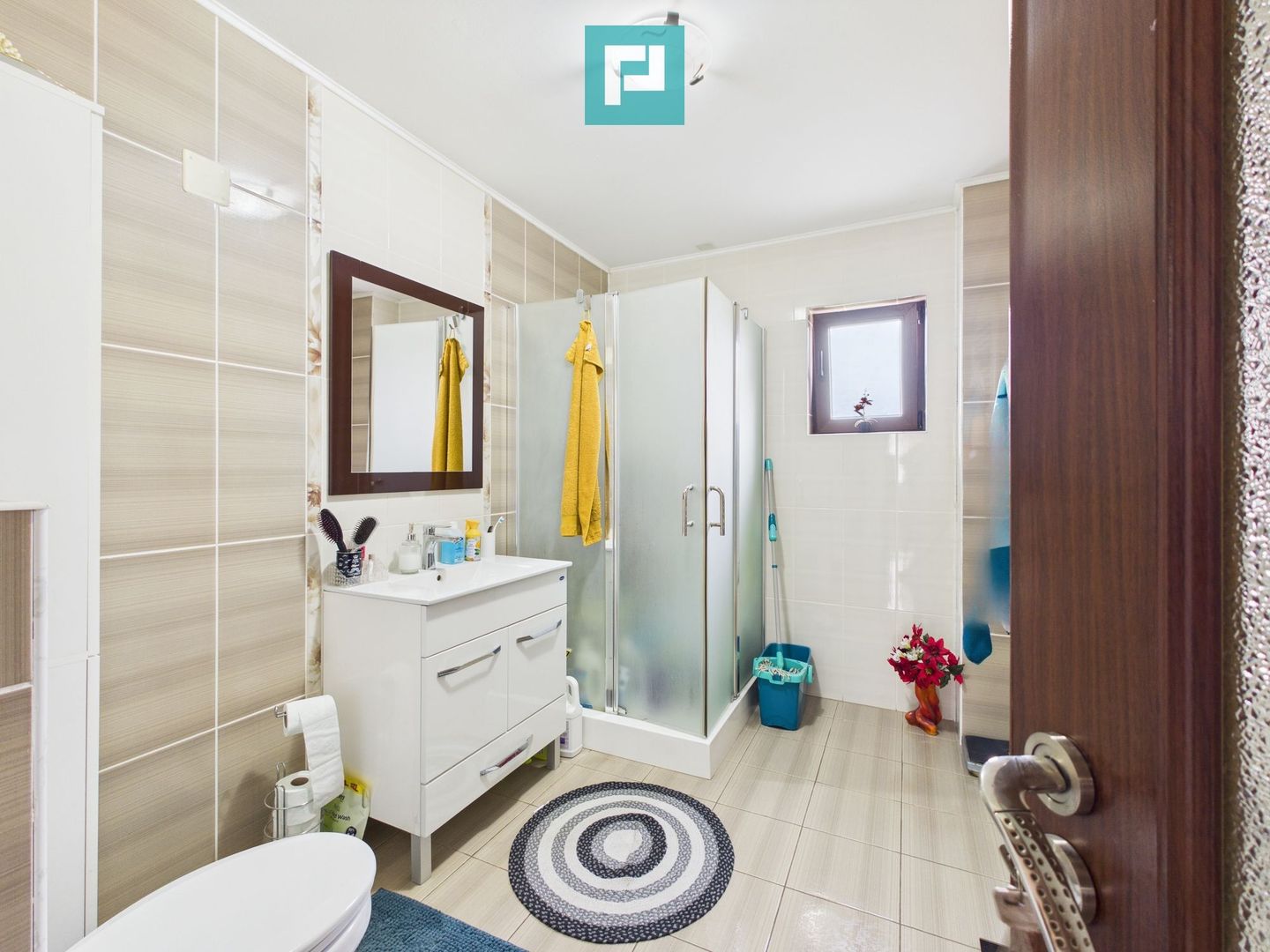 Vilă cu 6 camere și teren generos în Șagu - Poză 8