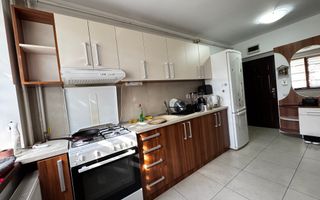 Apartament cu 3 camere | Loc de parcare | Zona Iulius Mall - Poză 7
