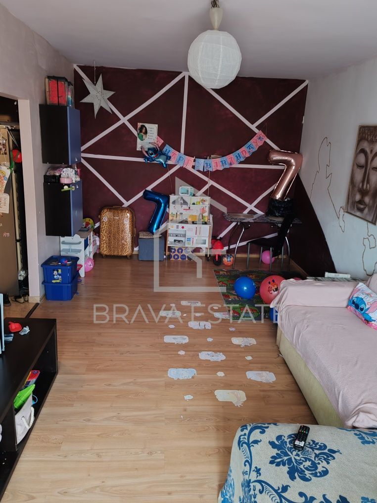 Apartament 2 camere, 56mp, balcon, zona Porii - Poză 1