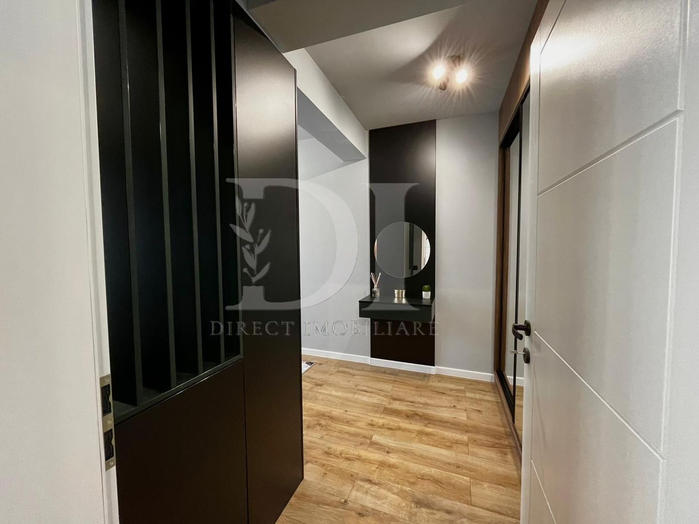 Apartament ultramodern  / Zona Terra - Poză 16
