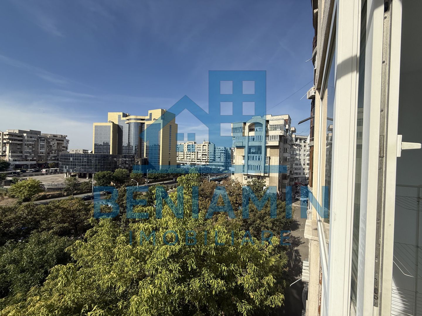 3 camere - centrala - mobilat - utilat - 90mp - McDonald's - Poză 7