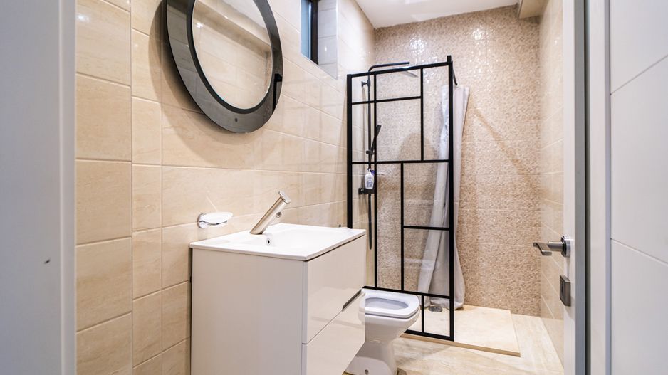 DRAGOMIRESTI VALE CASA 5 CAMERE, utilitati, drum asfaltat, COMISION 0% - Poză 6