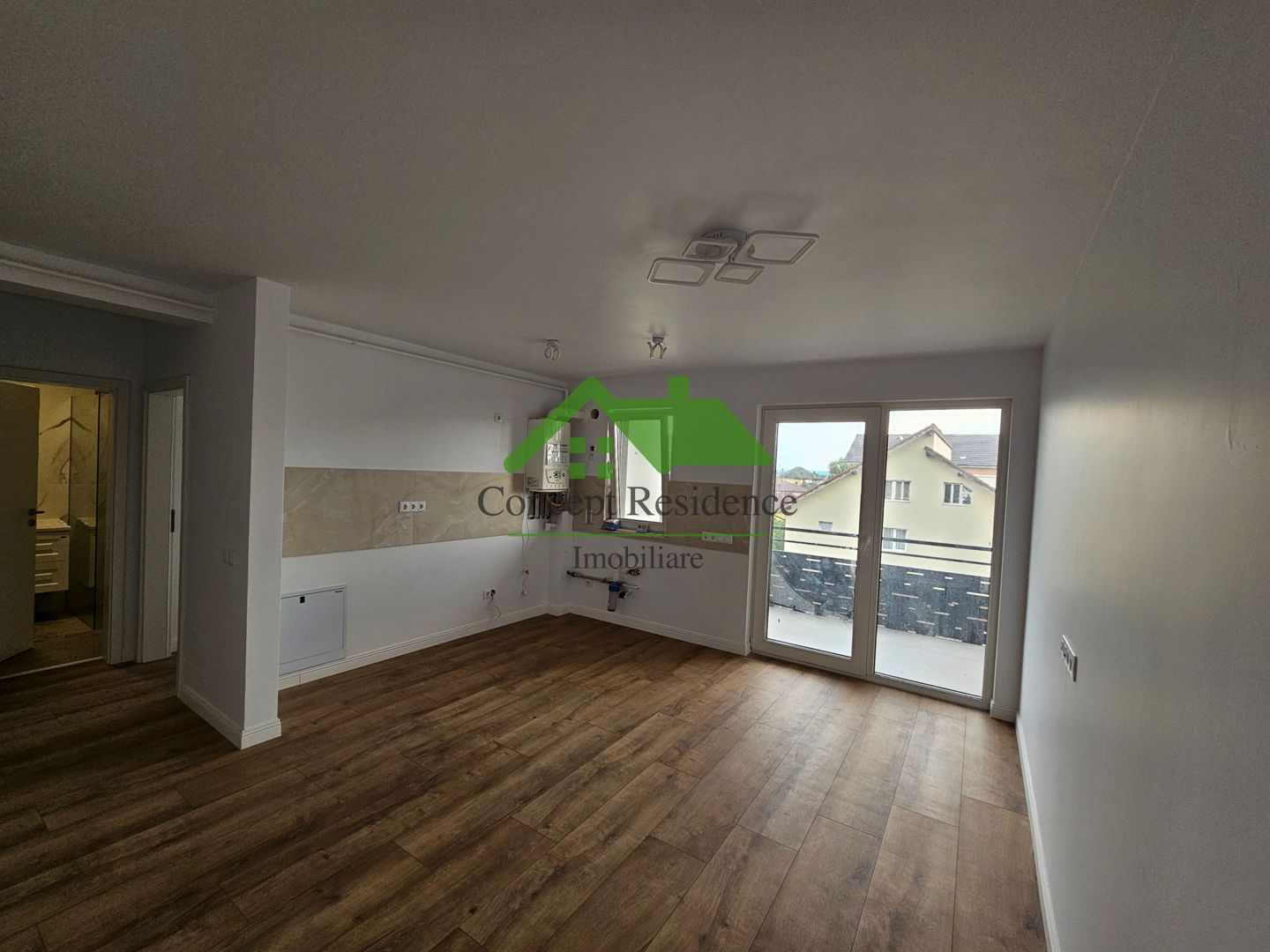 Apartament 2 camere – bloc nou – str. Brândușelor-loc de parcare - Poză 1