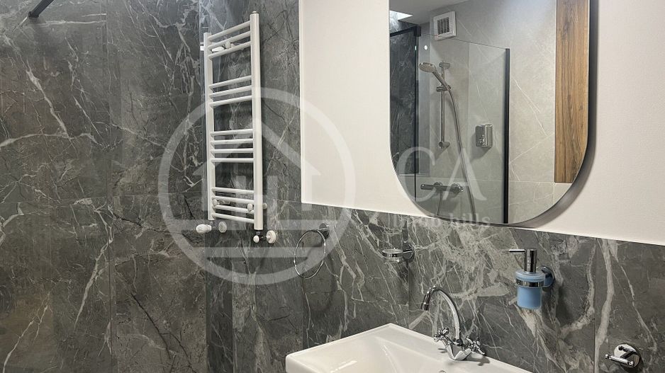 Apartament cu 2 camere de vanzare zona Republicii Oradea - Poză 6