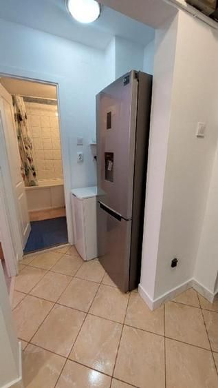 BRASADAS iNCHIRIAZA Garsoniera Mihai Bravu luminoasa vedere stradala - Poză 7