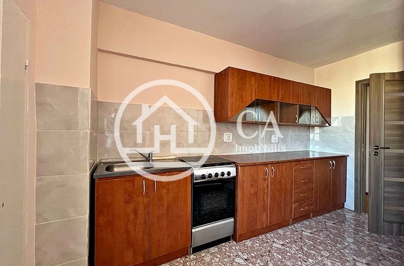 Apartament de vânzare cu 4 camere în zona centrală, Oradea - Poză 7