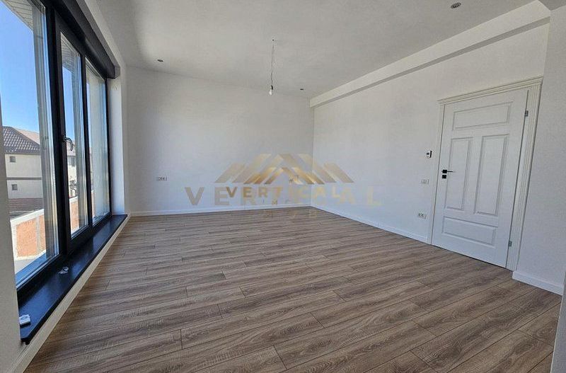 Vila deosebita in comuna Berceni - Poză 20