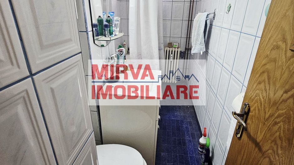 Vanzare apartament 2 camere, mobilat si utilat, zona Vest - Poză 11