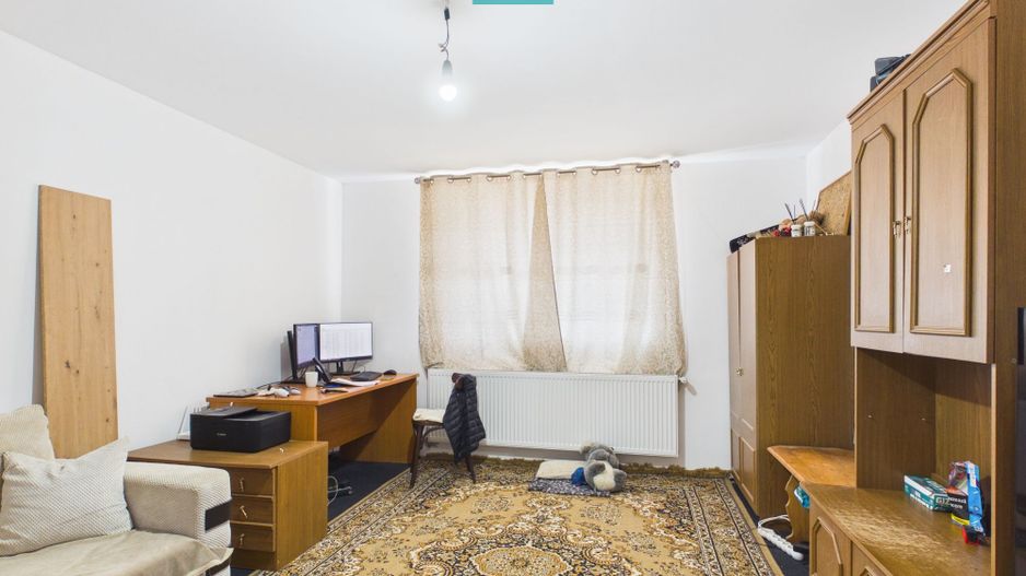 Casă cu teren de 2.134 mp în Sântana | 5 camere - Poză 3