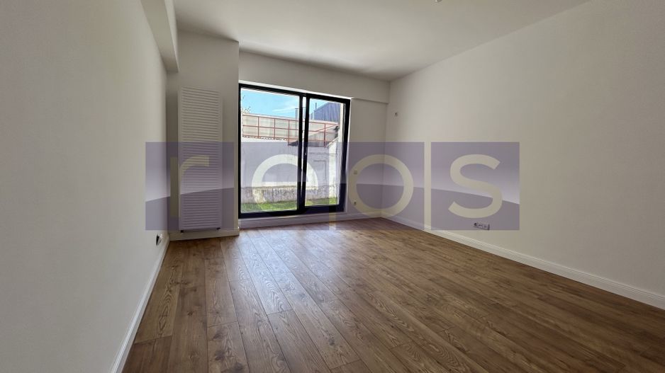VANZARE APARTAMENT 3 CAMERE + CURTE 150 MP | ZONA ANDRONACHE | RENOVAT - Poză 4
