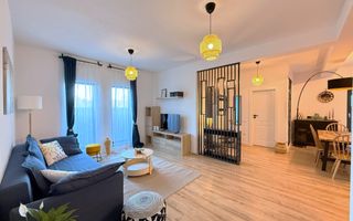 PRIMA INCHIRIERE. Casa moderna si cocheta. Curte amenajata. Loc de parcare. - Poză 1