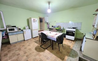 De vanzare casa 4 camere, 450mp teren, Oarda de Jos - Poză 8